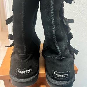Kool Aburra by Ugg boots Girls size 5